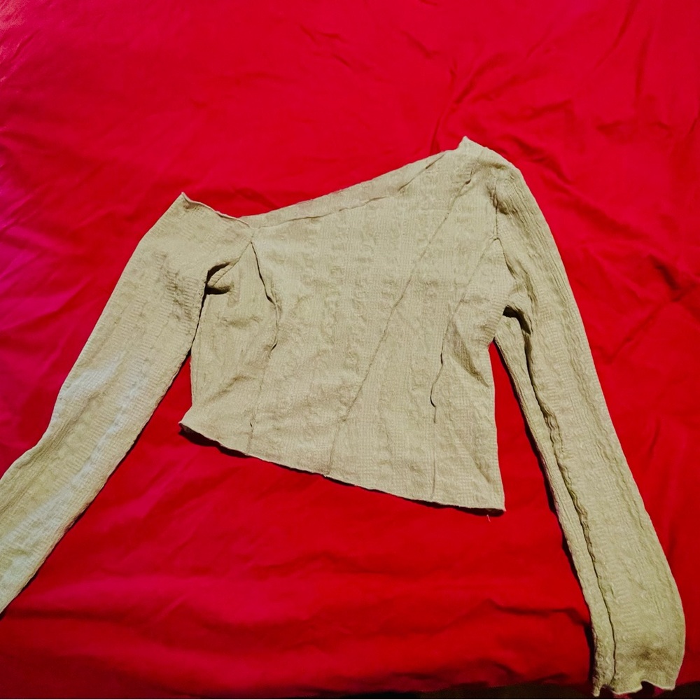 Green off the shoulder long sleeve top